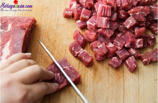 Hướng dẫn làm món thịt bò kho gừng sả ngon tuyệt