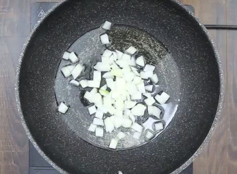 Hướng dẫn làm phở cuốn tại nhà ngon như ngoài hàng