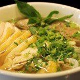 Hướng dẫn làm phở gà thơm ngon ăn mãi không chán