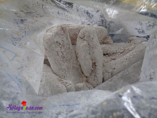 Hướng dẫn làm sườn non rang thính cực ngon lạ miệng