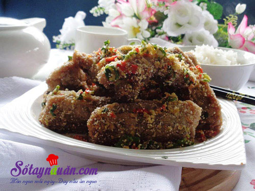 Hướng dẫn làm sườn non rang thính cực ngon lạ miệng