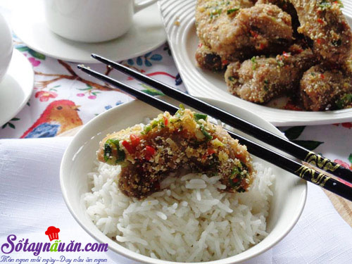 Hướng dẫn làm sườn non rang thính cực ngon lạ miệng