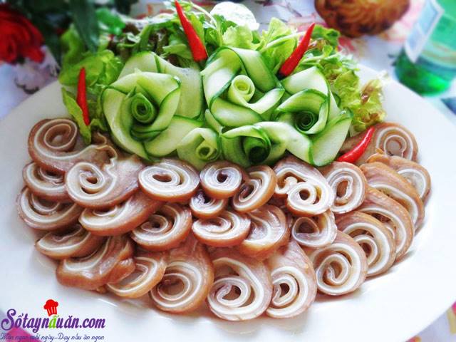 Hướng dẫn làm tai heo ngũ vị cuộn giòn ngon tuyệt hảo