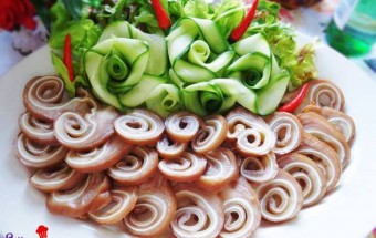 Hướng dẫn làm tai heo ngũ vị cuộn giòn ngon tuyệt hảo