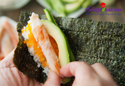 Hướng dẫn làm temaki càng cua ngon không thể cưỡng