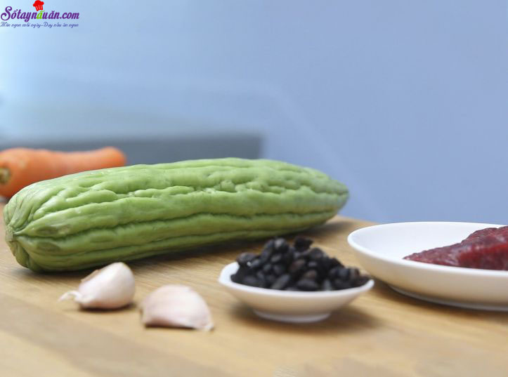 Hướng dẫn làm thịt bò xào mướp đắng lạ mà ngon