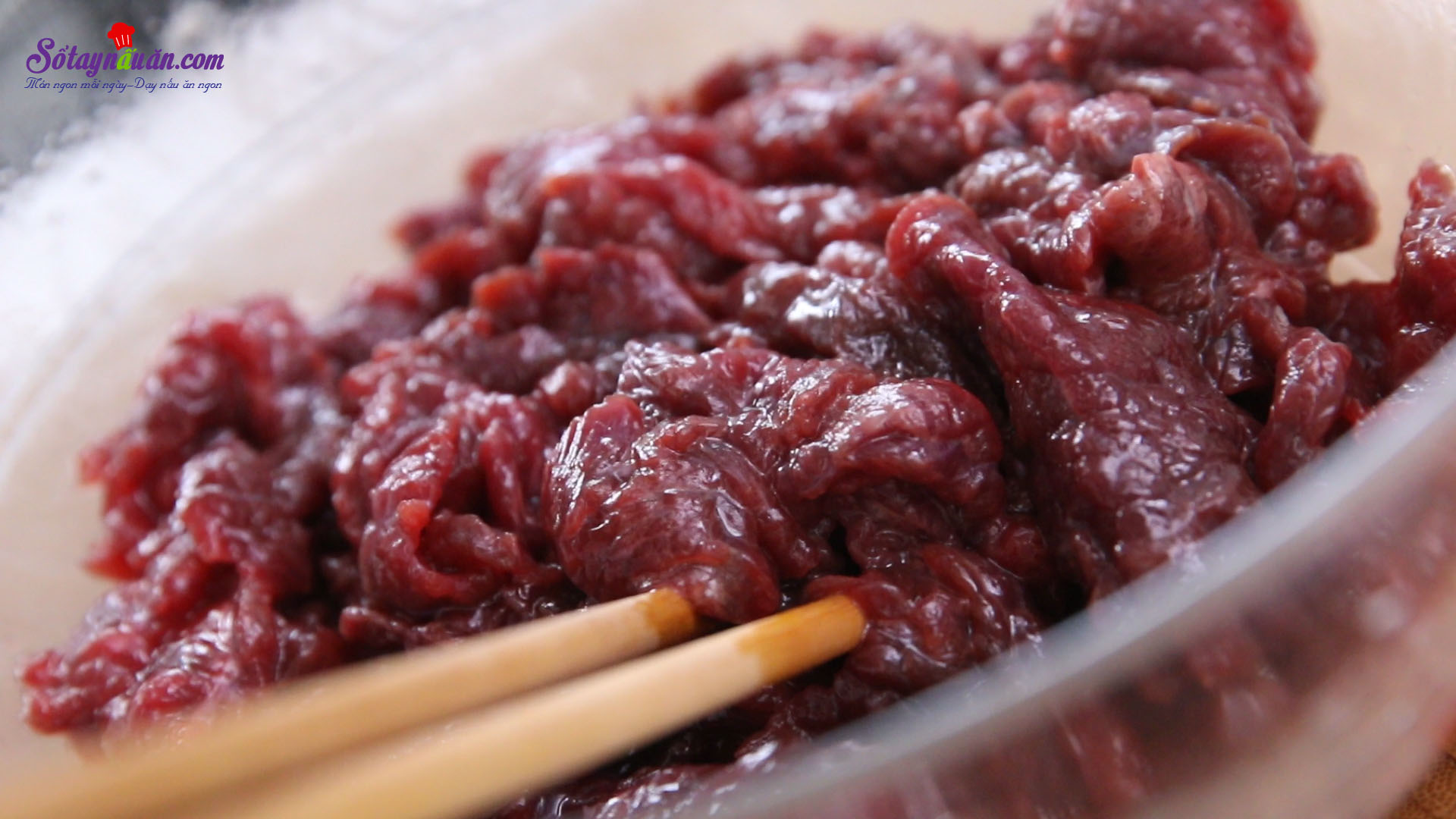 Hướng dẫn làm thịt bò xào mướp đắng lạ mà ngon