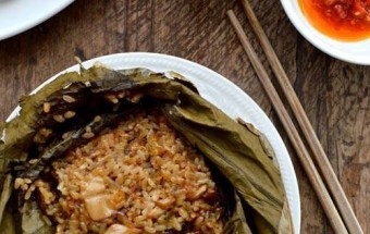 Hướng dẫn làm xôi gà lá sen ngon tuyệt hảo