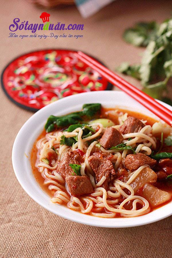 Hướng dẫn món mì thịt bò hầm chiêu đãi cả nhà ngày se lạnh