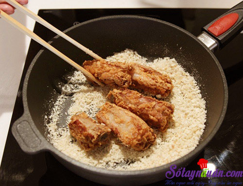 Hướng dẫn món sườn chiên tỏi tẩm bột giòn ngon ngất ngây