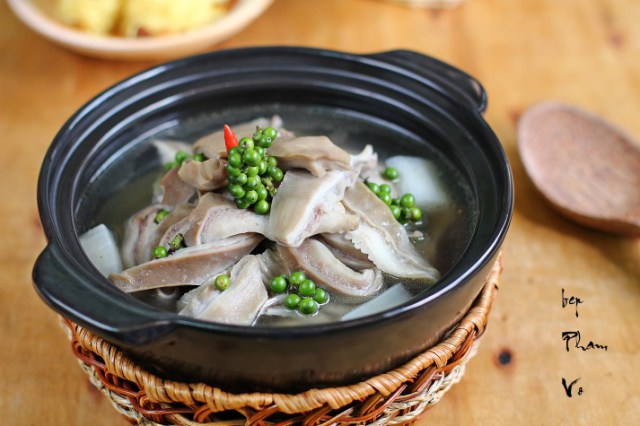 Hướng dẫn nấu bao tử hầm tiêu xanh bổ dưỡng