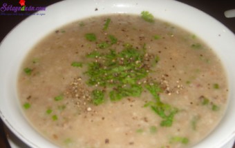 Hướng dẫn nấu cháo thịt bò rau cải bổ dưỡng cho bé