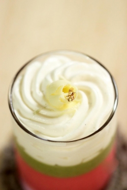 Kem 3 màu làm dễ ợt nhé