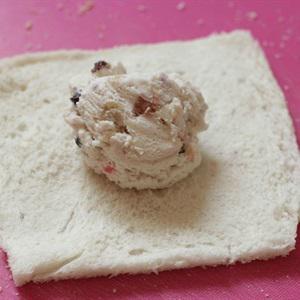 Cách làm kem bọc bánh mì chiên