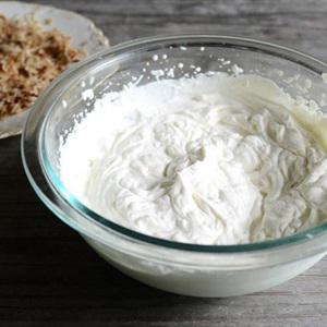 Cách làm kem cà phê dừa nạo