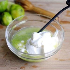 Cách làm kem chanh dừa