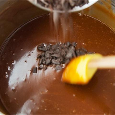Cách làm kem chocolate vị caramel