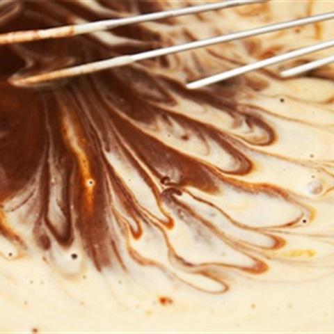 Cách làm kem chocolate vị caramel
