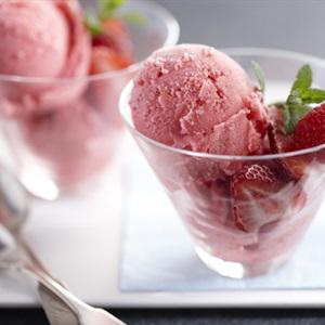Cách làm kem dâu sữa chua