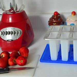 Cách làm kem dâu tây kiwi