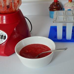 Cách làm kem dâu tây kiwi