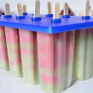 Cách làm kem dâu tây kiwi