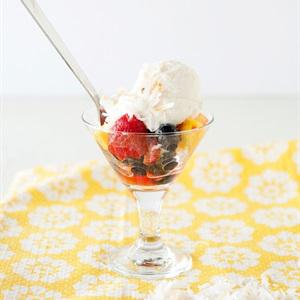 Cách làm kem dừa mix trái cây