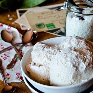 Cách làm kem dừa mix trái cây