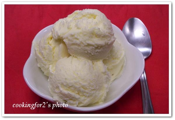 Kem dứa vị dừa