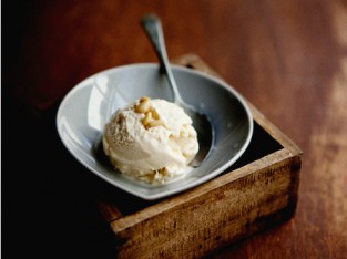 Kem không trứng, không đường