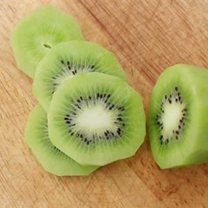 Cách làm kem kiwi dâu tây