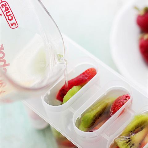 Cách làm kem kiwi dâu tây