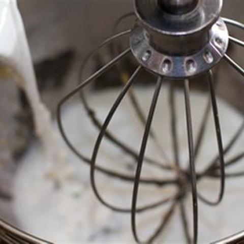 Cách làm kem mè đen