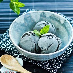 Cách làm kem mè đen