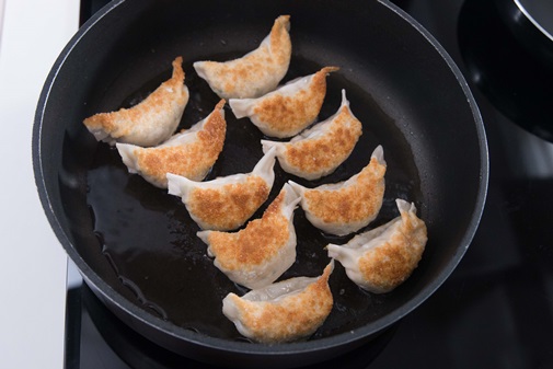 Kem que đào mâm xôi cho ngày hè nắng nóng oi bức