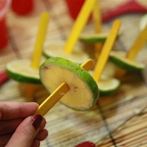 Cách làm kem que dưa hấu