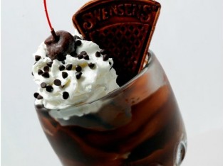 Kem sốt sô-cô-la