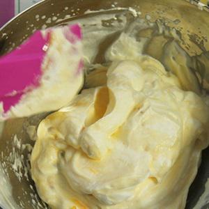 Cách làm kem sữa chanh dây