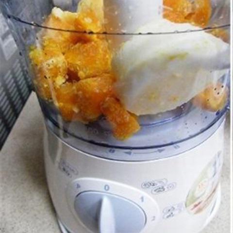 Cách làm kem sữa chua bí đỏ