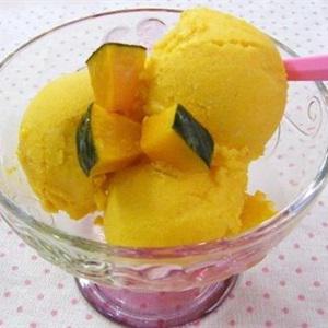 Cách làm kem sữa chua bí đỏ