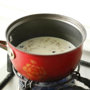 Cách làm kem sữa tươi vải