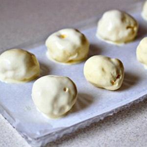 Cách làm kem tẩm bột chiên xù