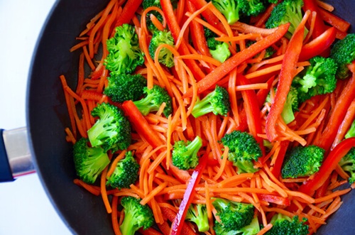 Kem thạch dâu tây bắt mắt mát lạnh