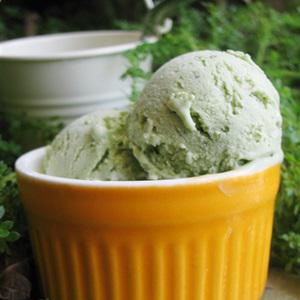 Cách làm kem trà xanh tươi