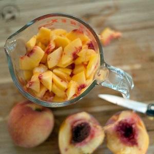 Cách làm kem trái đào