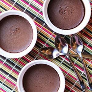 Cách làm kem trứng chocolate