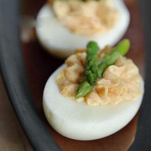 Cách làm kem trứng thịt nguội