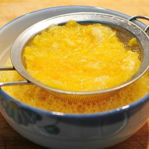 Cách làm kem trứng vị cam