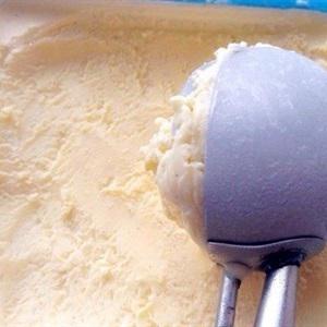 Cách làm kem vani không cần dùng máy