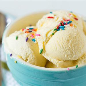 Cách làm kem vani không cần dùng máy